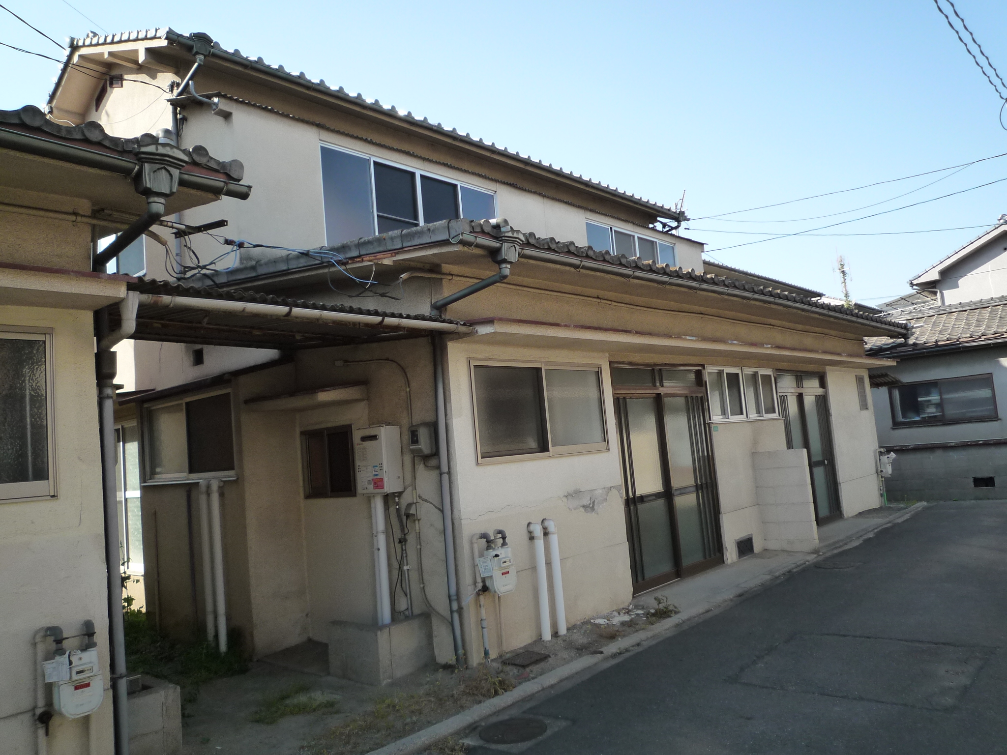 �݃^�E���n�E�X�F��T�݂̂葑